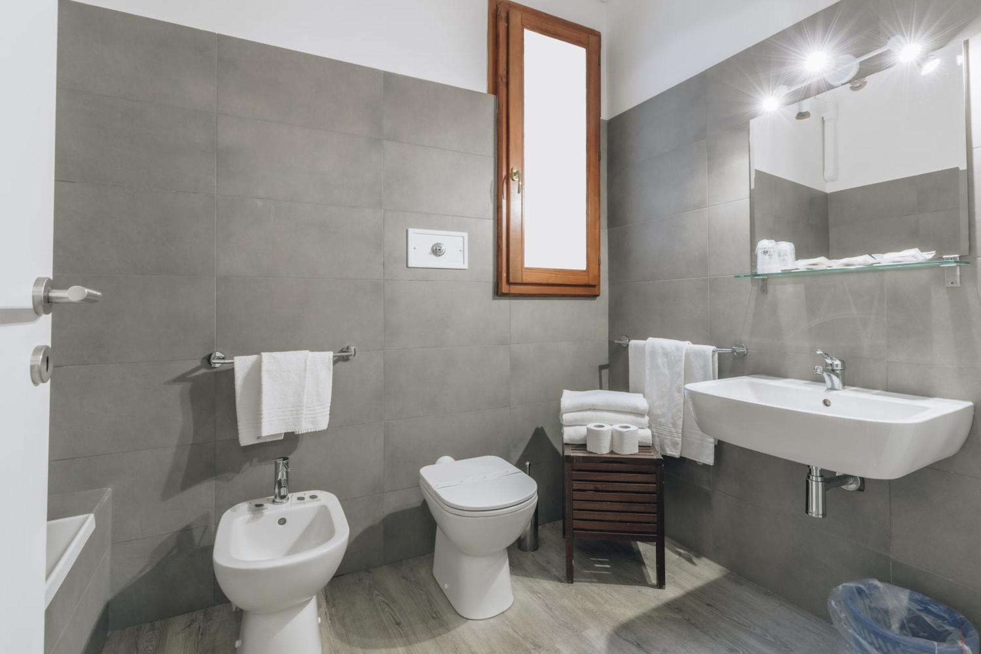Astoria 3*